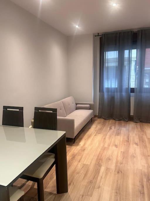 Coqueto Apartamento Cerca Del Casco Viejo Con Garaje Gratis Bilbao Luaran gambar